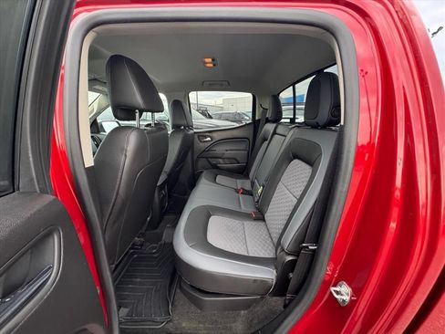Used 2016 Chevrolet Colorado Z71 AWD/4WD image 11