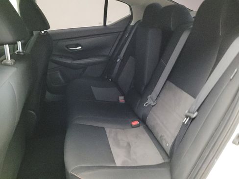 Used 2021 Nissan Sentra SR FWD image 18
