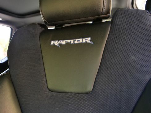 Used 2019 Ford F150 Raptor w/ Equipment Group 802A Luxury image 31