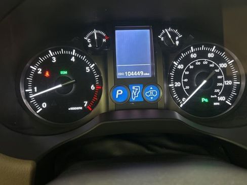 Used 2014 Lexus GX 460 Luxury w/ Preferred Accessory Package image 17