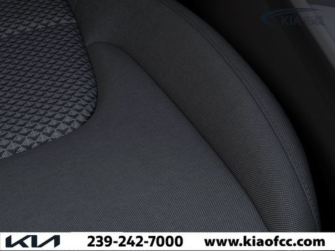New 2026 Kia Sportage LX w/ LX Convenience Package FWD image 24