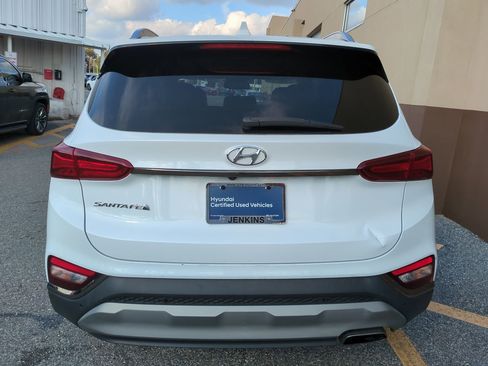 Used 2020 Hyundai Santa Fe Limited w/ Cargo Package image 5