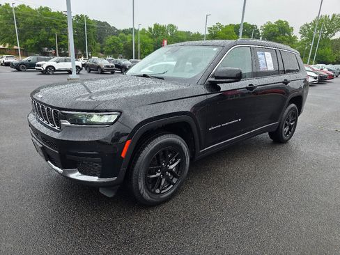 Used 2023 Jeep Grand Cherokee L Laredo AWD/4WD image 7