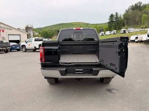 Used 2025 Ford F150 Lariat w/ Equipment Group 502A High AWD/4WD image 18