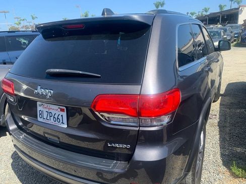 Used 2019 Jeep Grand Cherokee Laredo w/ Laredo X Package RWD image 6