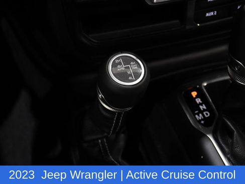 Used 2023 Jeep Wrangler Unlimited Sahara w/ Cold Weather Group AWD/4WD image 23