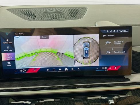 New 2026 BMW X7 xDrive40i w/ M Sport Package image 14