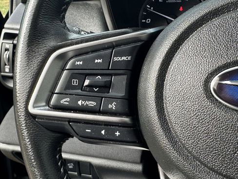 Used 2023 Subaru Outback Premium image 12