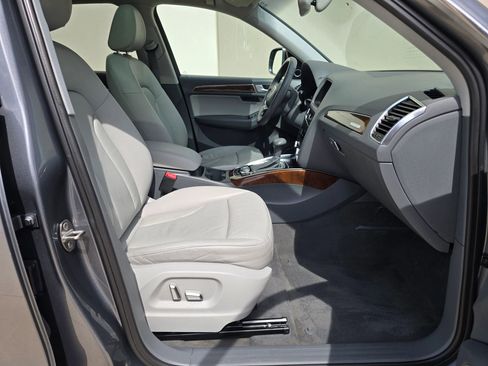 Used 2015 Audi Q5 2.0T Premium Plus w/ Technology Package AWD/4WD image 23