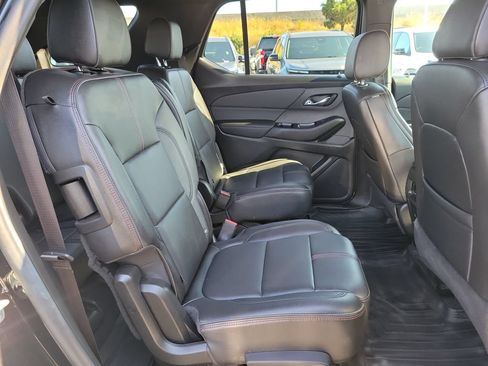 Used 2023 Chevrolet Traverse RS AWD/4WD image 20