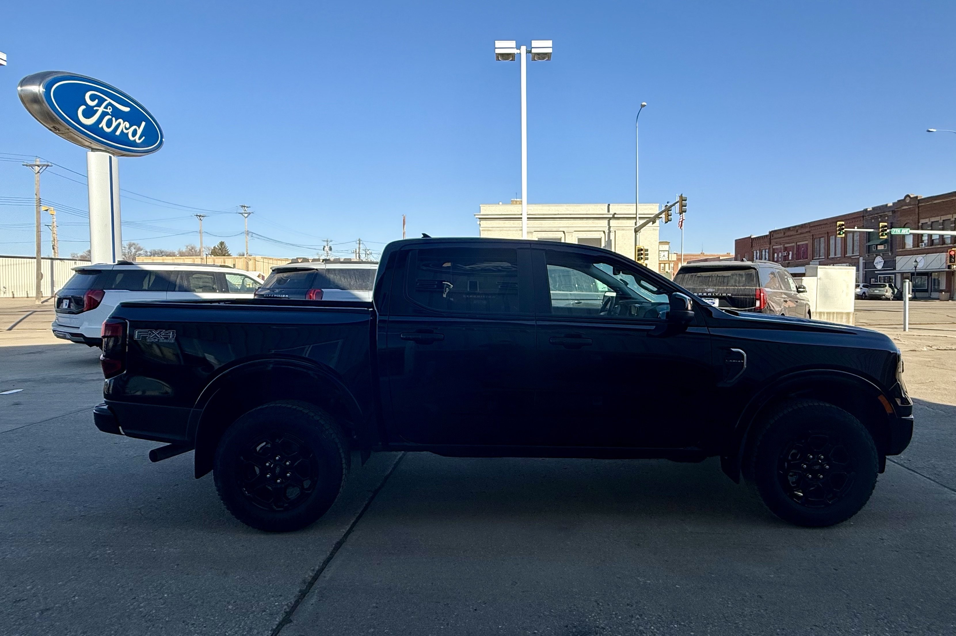 New 2026 Ford Ranger Lariat w/ FX4 Off-Road Package AWD/4WD image 8