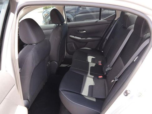 Used 2020 Nissan Sentra SV FWD image 9
