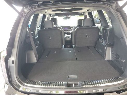 Certified 2025 Kia Telluride SX Prestige X-Line AWD/4WD image 6