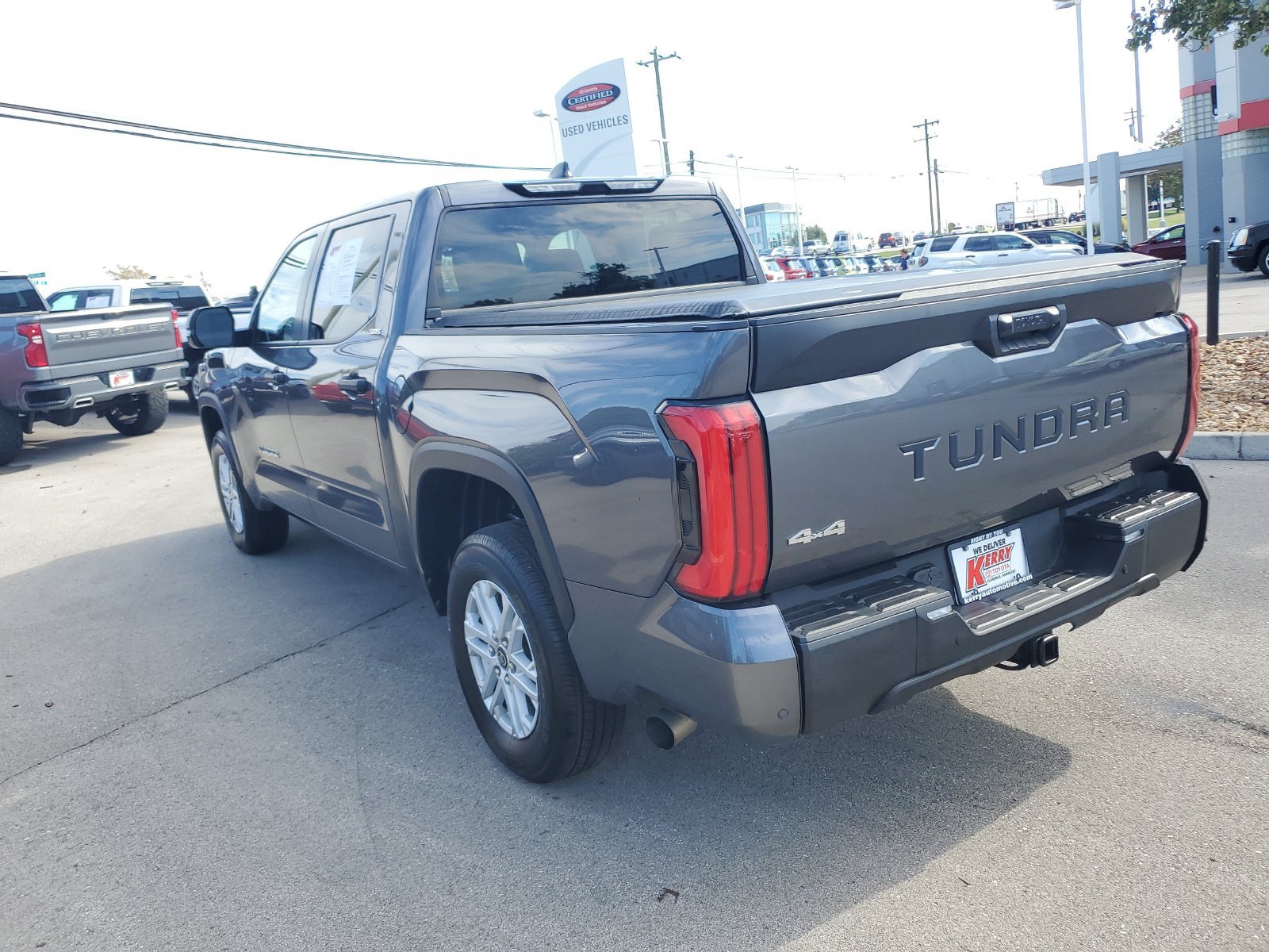 Used 2024 Toyota Tundra SR5 w/ SR5 Convenience Package AWD/4WD image 3