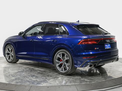 Used 2023 Audi SQ8 Prestige w/ Prestige Package AWD/4WD image 4