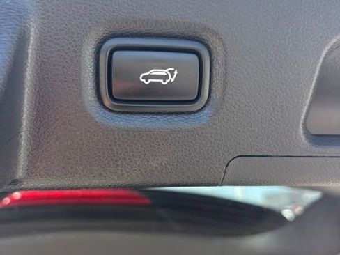 Used 2023 Hyundai Santa Fe Limited AWD/4WD image 38