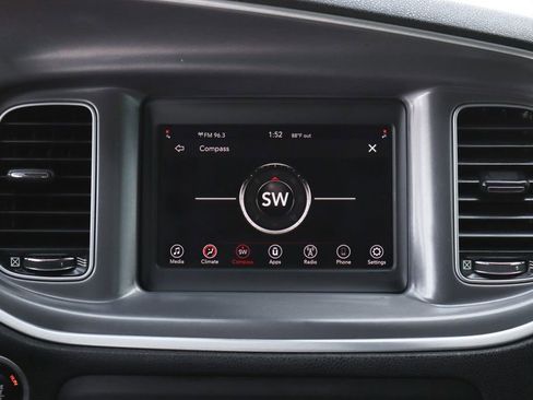 Used 2019 Dodge Charger SXT image 25