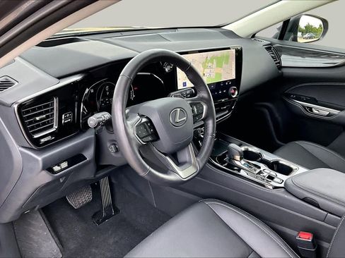 Certified 2025 Lexus NX 350 AWD w/ Accessory Package (Z2) image 18