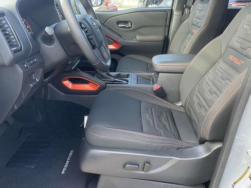 Used 2024 Nissan Frontier Pro-X w/ Pro Convenience Package image 14