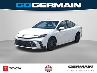 Used 2025 Toyota Camry SE w/ Convenience Package FWD video 1