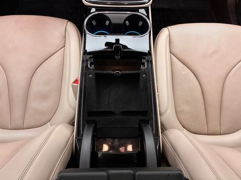 Used 2023 Lincoln Nautilus Reserve image 24