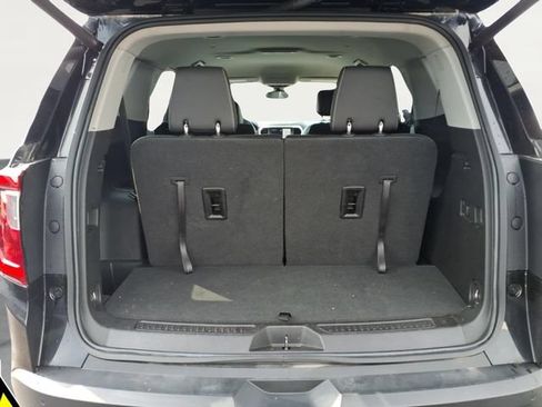 Used 2023 GMC Acadia SLT w/ Elevation Edition FWD image 24