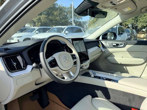 New 2026 Volvo XC60 B5 Ultra w/ Protection Package Premier image 11