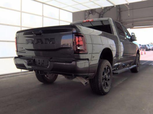 Used 2025 RAM 2500 Big Horn AWD/4WD image 4