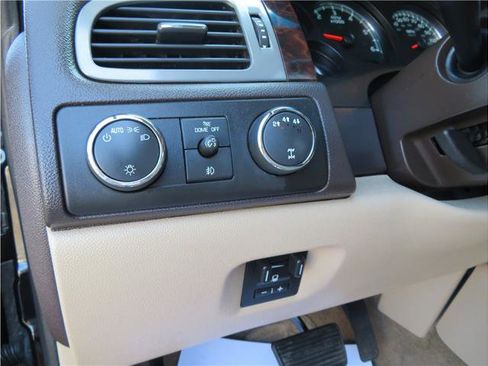 Used 2013 GMC Sierra 2500 Denali image 10