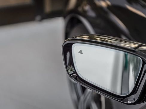 Used 2019 BMW 740i w/ M Sport Package RWD image 51