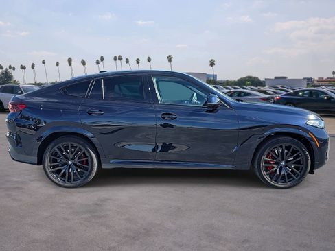 New 2026 BMW X6 xDrive40i image 4