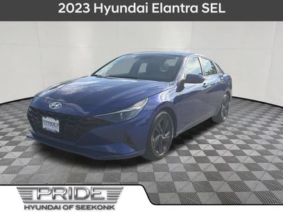 Used 2023 Hyundai Elantra SEL w/ Preferred Accessory Package
