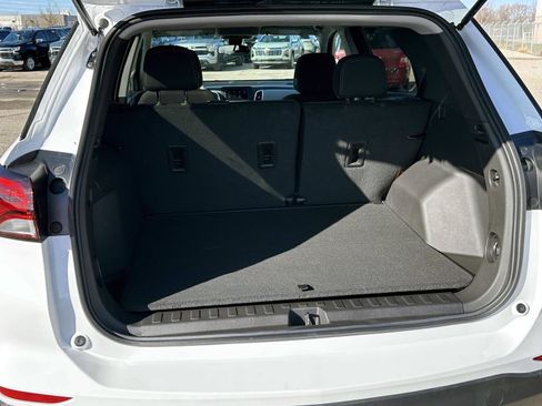 Certified 2024 Chevrolet Equinox LS w/ LS Convenience Package image 9