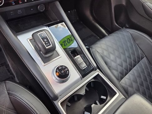 Used 2024 Mitsubishi Outlander SEL FWD image 26