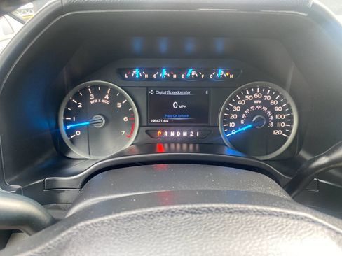 Used 2017 Ford F150 XLT w/ Equipment Group 302A Luxury image 30