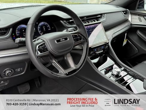 New 2025 Jeep Grand Cherokee Overland w/ Adv Protech Group III image 18