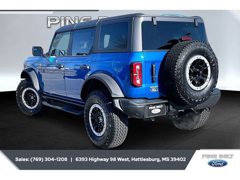 New 2026 Ford Bronco Badlands w/ Sasquatch Package AWD/4WD image 2