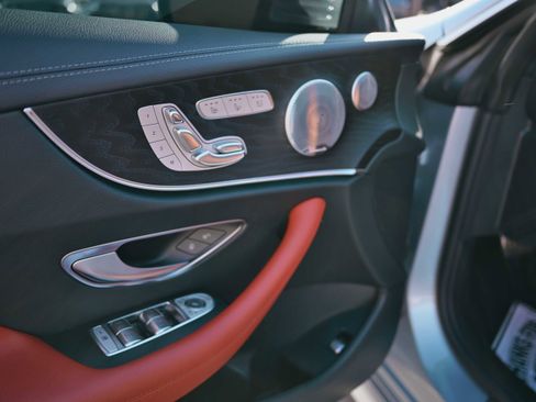 Used 2022 Mercedes-Benz E 450 Cabriolet w/ AMG Line image 9