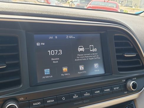 Used 2020 Hyundai Elantra Value Edition w/ Cargo Package (C1) FWD image 25