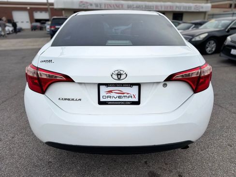 Used 2017 Toyota Corolla L image 4