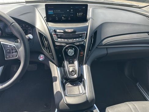Used 2025 Acura RDX SH-AWD image 10