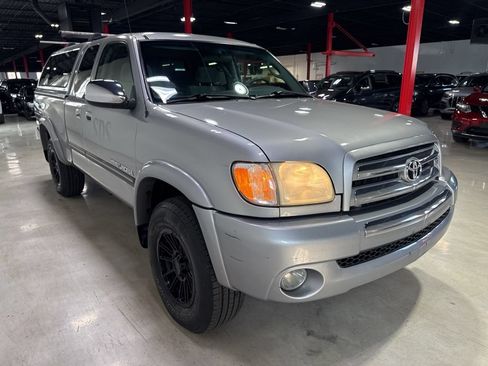 Used 2004 Toyota Tundra SR5 AWD/4WD image 7