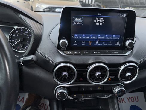 Used 2022 Nissan Sentra SV image 19