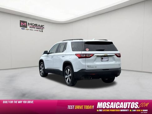Used 2021 Chevrolet Traverse LT w/ LT Premium Package AWD/4WD image 6