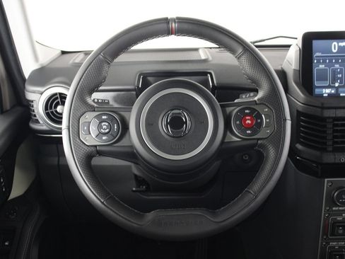 Used 2025 INEOS Grenadier AWD/4WD image 8