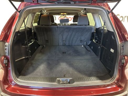 Used 2016 Toyota Highlander LE image 18