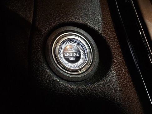 Used 2019 Mercedes-Benz C 43 AMG 4MATIC Sedan image 18