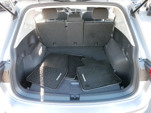 Certified 2024 Volkswagen Tiguan S image 18