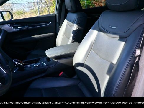 Used 2023 Cadillac XT5 Premium Luxury image 21