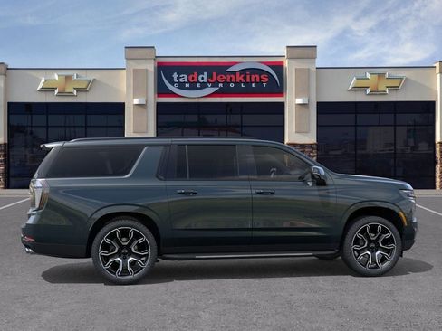 New 2026 Chevrolet Suburban RST w/ Advanced Technology Package image 5